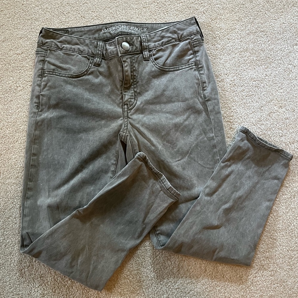 American Eagle Jegging Crop